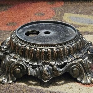 Vintage Ornate Antique Gold Cast Metal Lamp Light Base. 
Marked 1971 L & LWMC